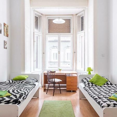 Izabella Home 2 Budapest Luaran gambar